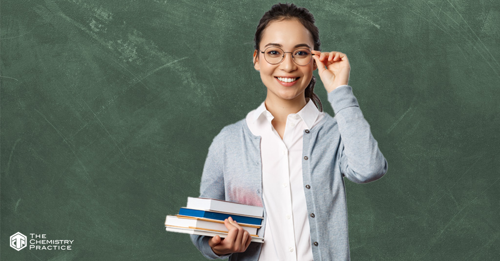 Top Qualities of a Good Chemistry Tutor